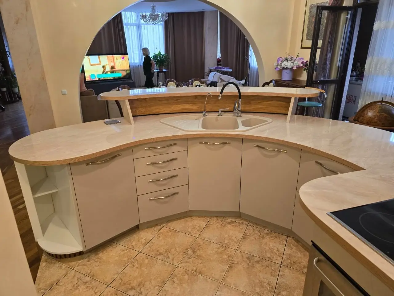 Кухонная мебель
