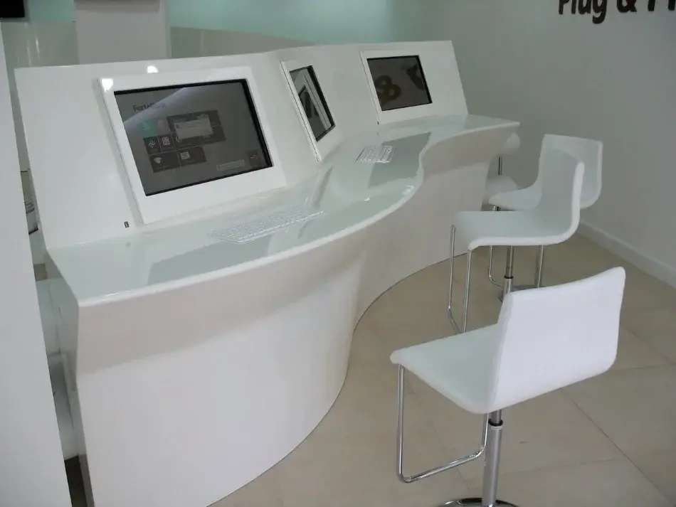Зона самообслуживания plug&play