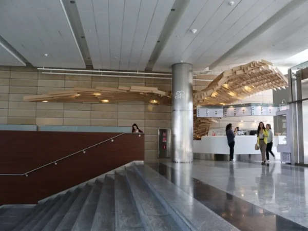 Барная стойка для кафе быстрого обслуживания