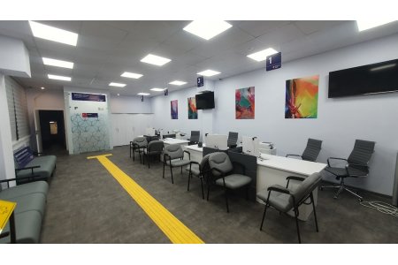 rounded-lg shadow-md w-full h-auto