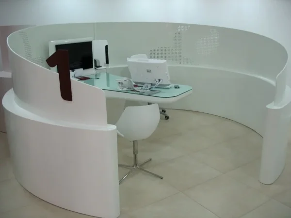 Рабочая станция "Open Space" с повышенной приватностью